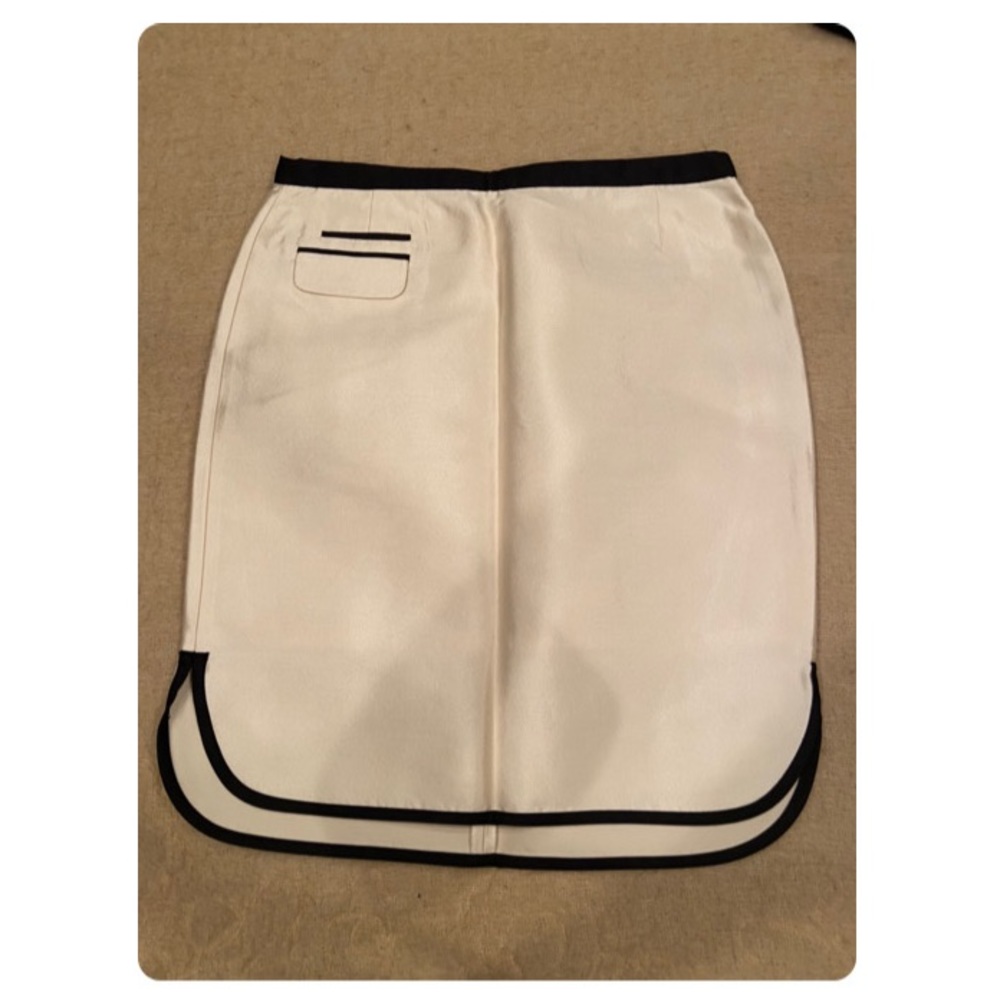 Women’s skirt